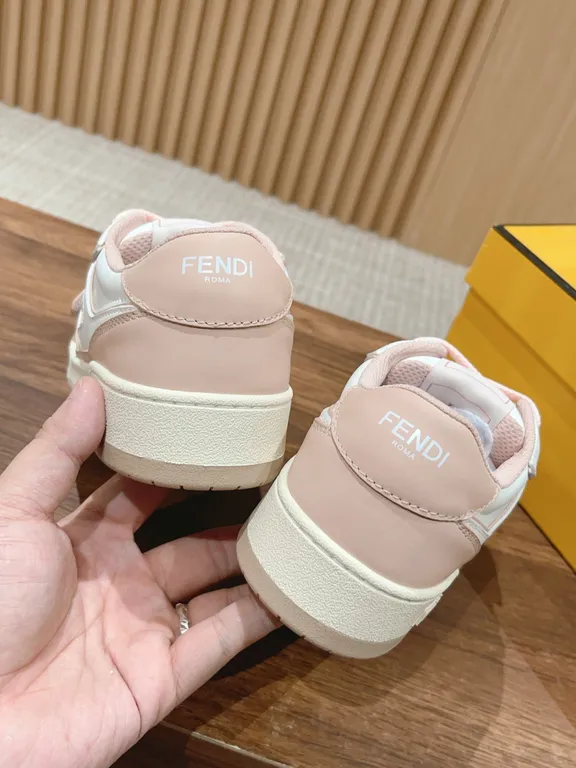 Fendi Shoe 